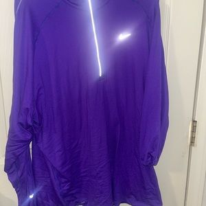 Nike pull over
